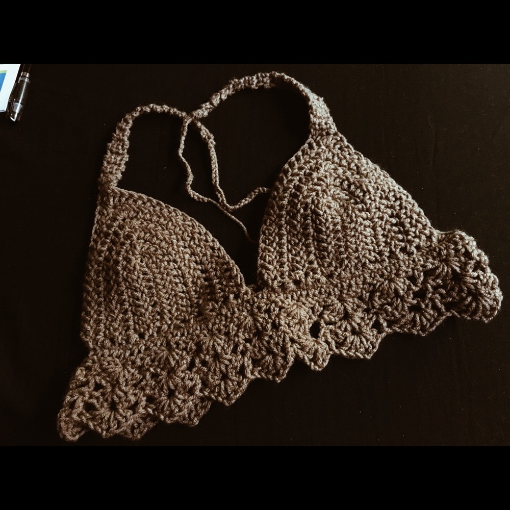Handmade, crochet brown top🤎